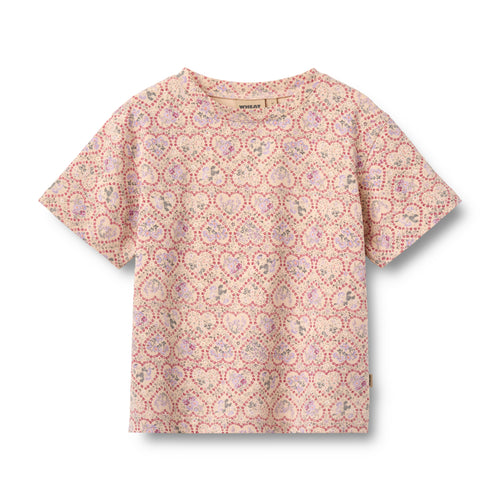 T-shirt Ella — magenta heart flowers