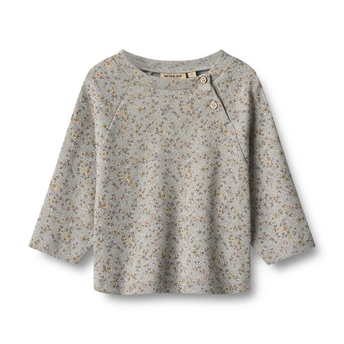 T-shirt Darrin — slightly blue flowers