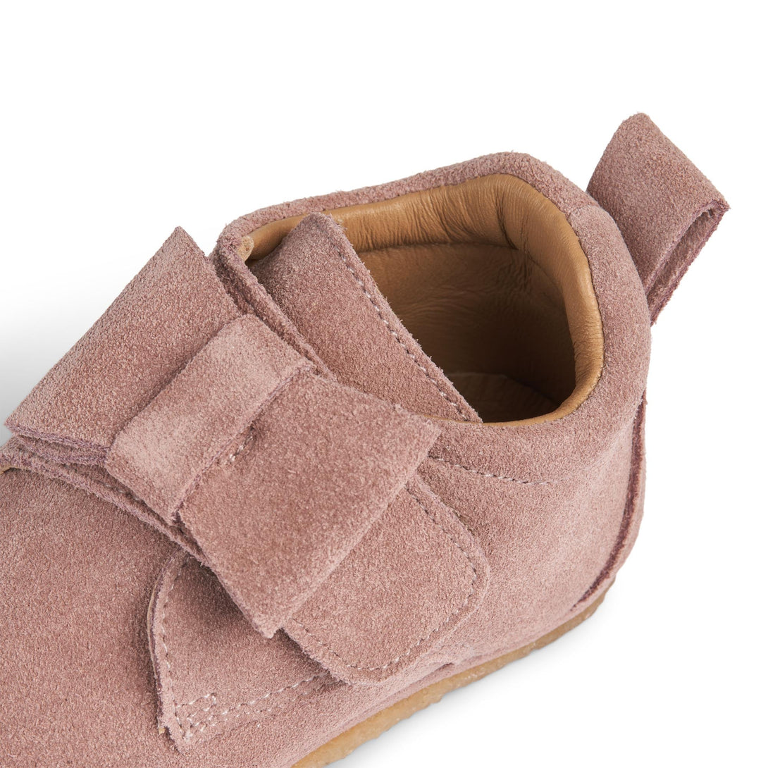 Bow Indoor Shoe - Wheat Kids Clothing